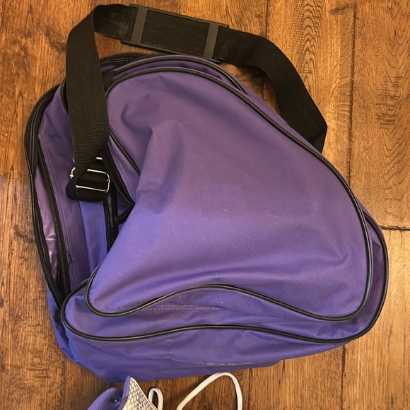 White and Purple Riedell Ice Skates with purple carrying bag - Picture 6 of 6